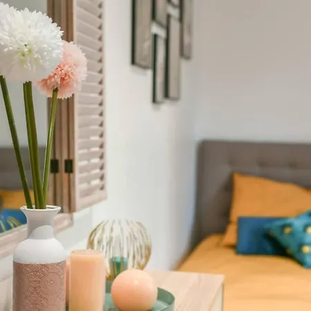 Instant Fleury: Maison De Caractere, Jardin Secret Barbizon