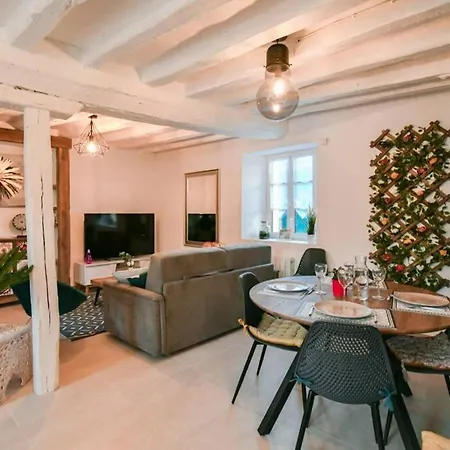 Instant Fleury: Maison De Caractere, Jardin Secret Barbizon