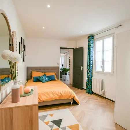 Instant Fleury: Maison De Caractere, Jardin Secret בית נופש ברביזון